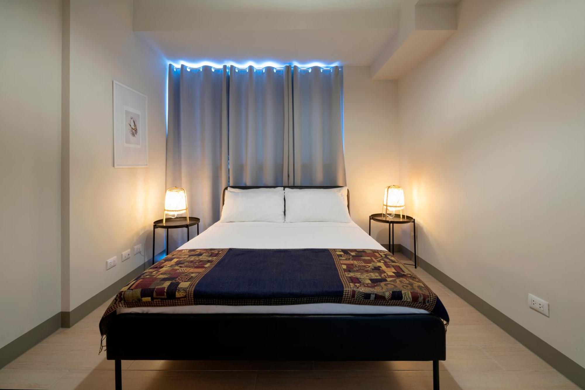 Uptown Parksuites Apartments Tower 2 Bgc By Ph Staycation Манила Экстерьер фото