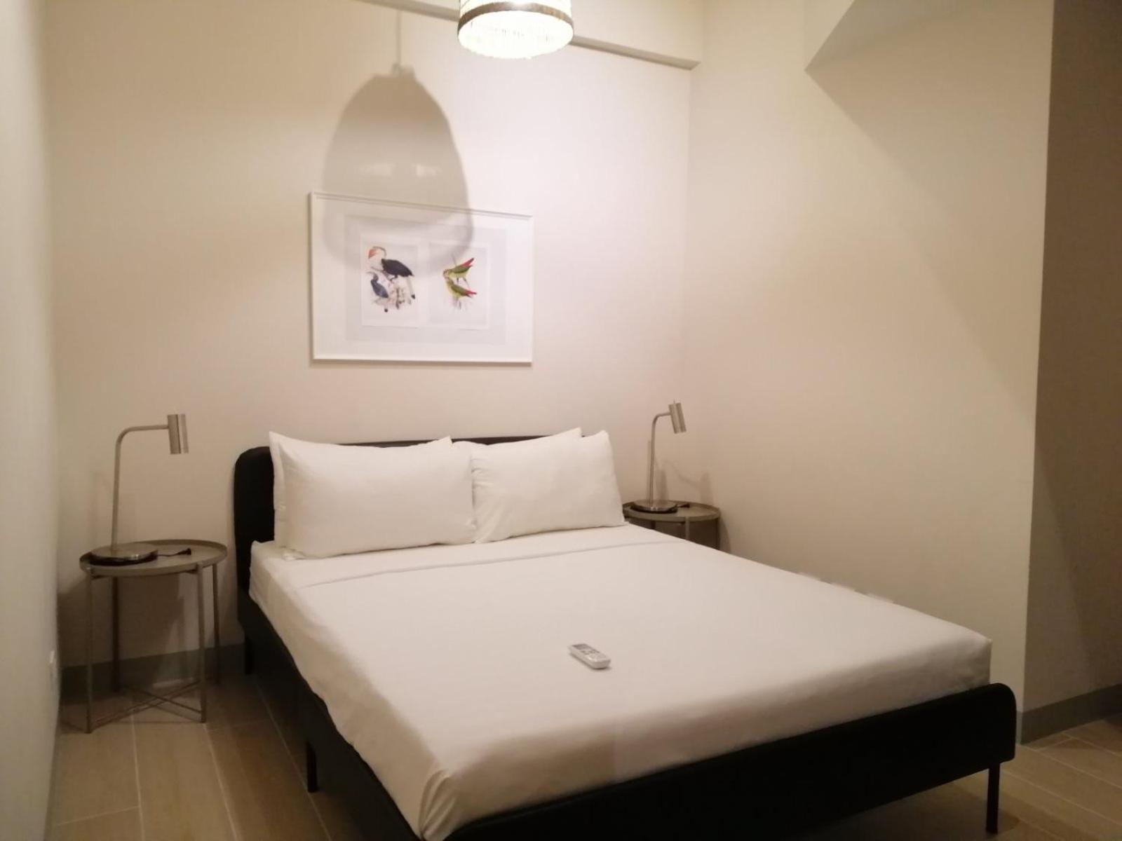 Uptown Parksuites Apartments Tower 2 Bgc By Ph Staycation Манила Экстерьер фото