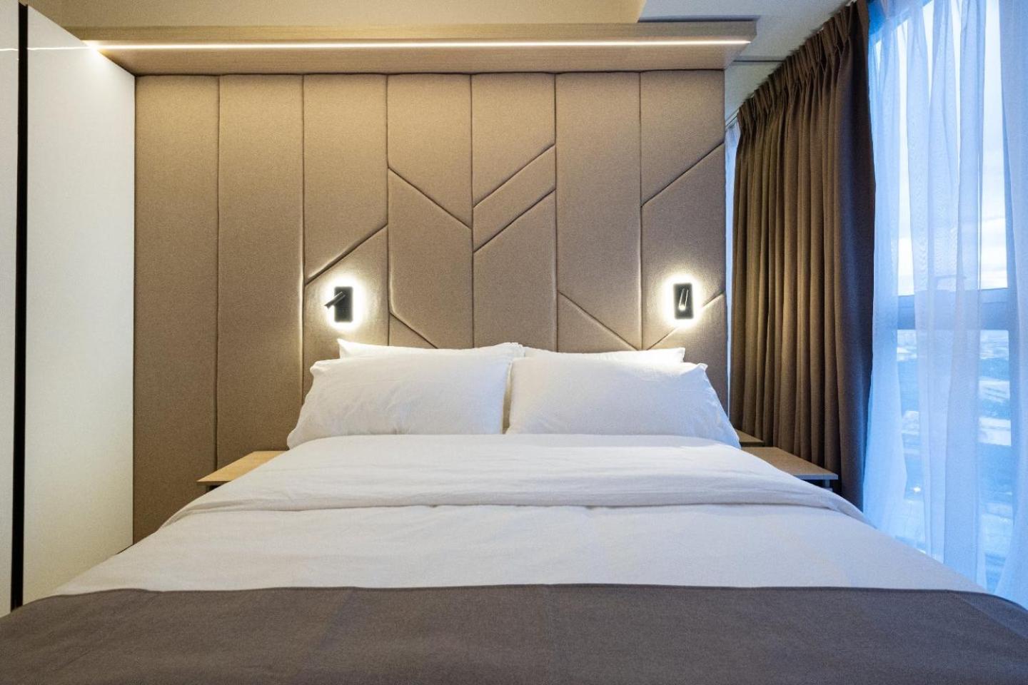 Uptown Parksuites Apartments Tower 2 Bgc By Ph Staycation Манила Экстерьер фото